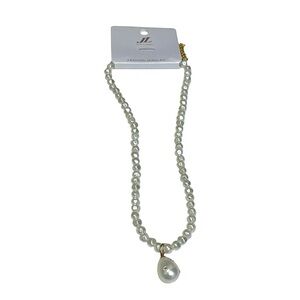 White Pearl Beaded Fashion Necklace with Teardrop Pendant